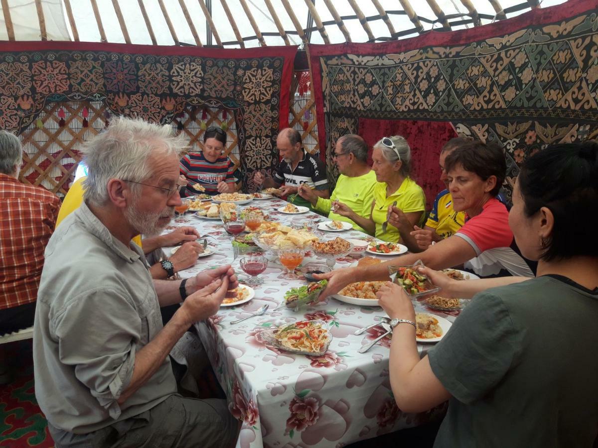 Готель Yurt Camp Sonun Bokonbayevo Екстер'єр фото